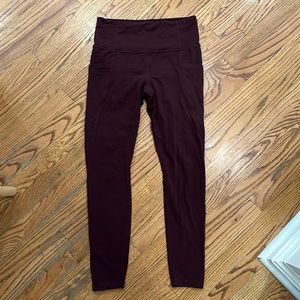 Athleta salutation leggings